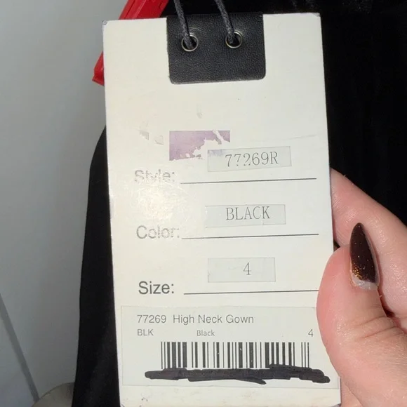 NWT Mac Duggal 77269R - Black Beaded Open Back Pocketed Ball Gown - Picture 9 of 10